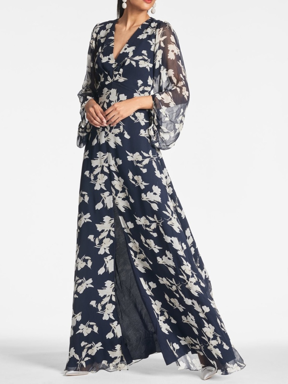 Sachin & Babi Jenny Floral Gown Navy Venetia Petal Size 6 NWT